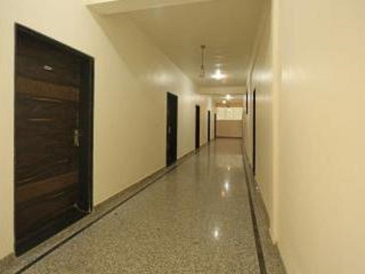Anamsa Residency Hotell Vrindāvan Exteriör bild